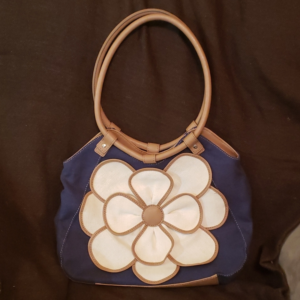 KIM ROGERS NAVY BEIGE FLOWER PURSE